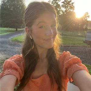 Meet your Posher, Allison